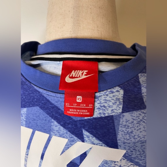 Nike long sleeve crop top: Blue - Picture 5 of 6